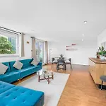 Riverside Apartments With Balcony, 1 Min Walk To Vauxhall Station
