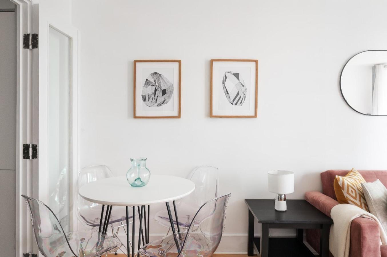 Riverside With Balcony, 1 Min Walk To Vauxhall Station Apartment London